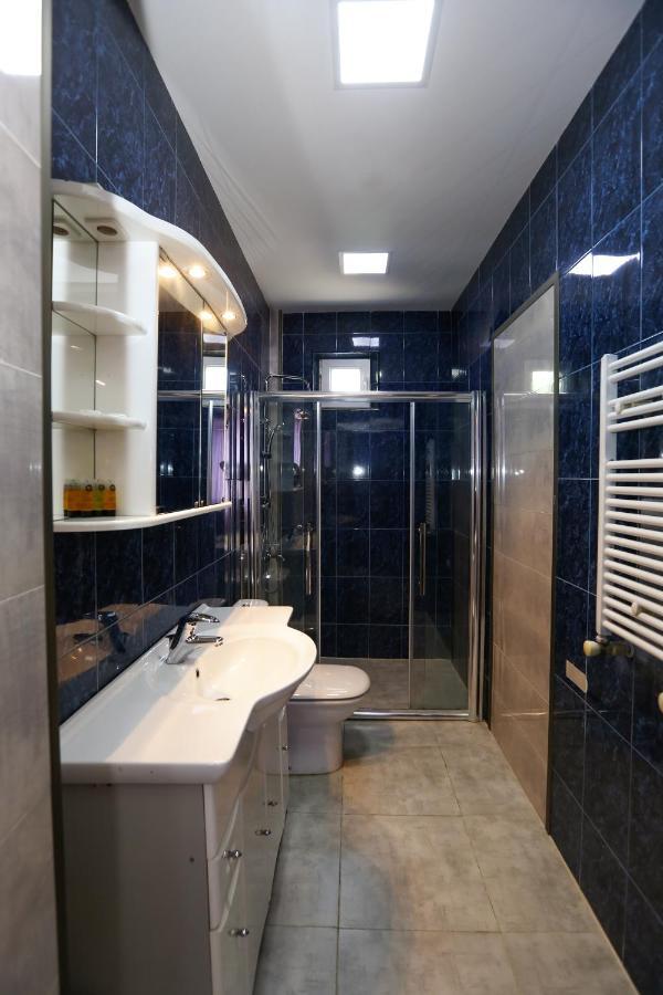 Отель 2Floors Тбилиси Экстерьер фото