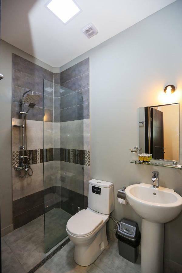 Отель 2Floors Тбилиси Экстерьер фото